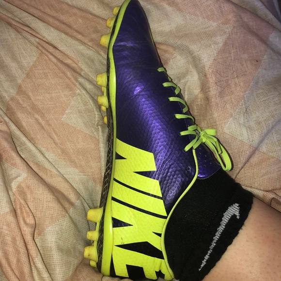 Nike Mercurial woman’s soccer clears - Picture 7 of 8